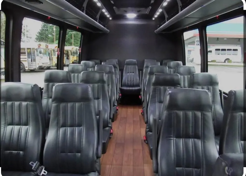 Apartamento Downtown Midtown Vanderbilt, Honky Tonk Party Pad 2, Parking Gym Pool Nashville Estados Unidos da América